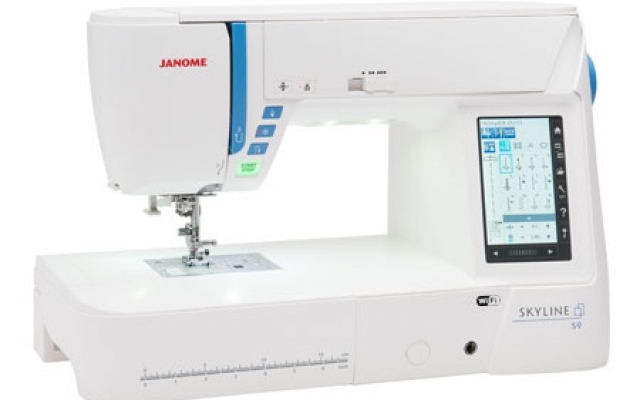 Janome Skyline S9