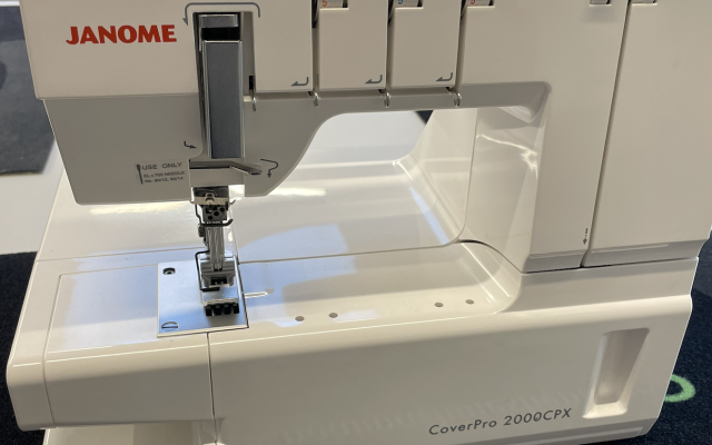 Janome Coverlock 2000 (tweedehands)