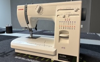 Janome 415